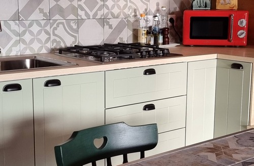 Cocquio-Trevisago Apartment | ROMANTIC TAVERN cozy two-room apartment for 2 people