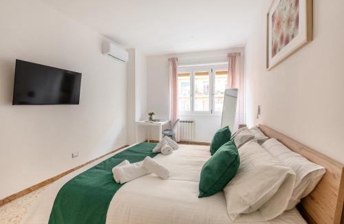 Tuscolano Apartment | Rome Dolce Vita Luxury Apartment 4 km da Colosseo