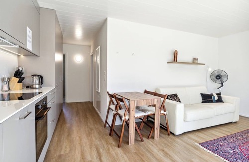 Oerlikon Apartment | Rooftop Suit in Zürich Oerlikon! (401)