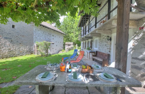 Frasco Ski Chalet | Rustico al platano 1 in Val Verzasca for 4, Frasco, Switzerland