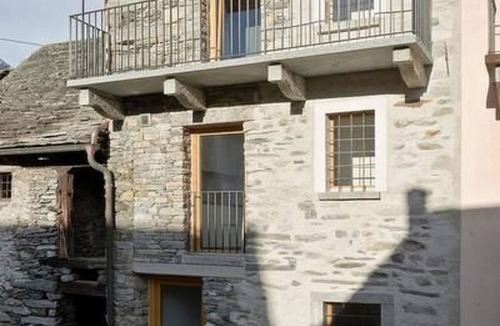 Aurigeno House | Rustico di vacanza nel nucleo di Moghegno by Interhome
