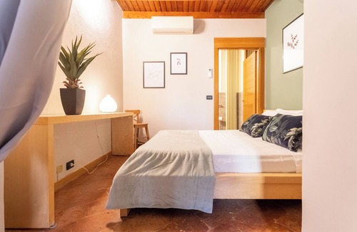 Como City Centre Apartment | San Fedele Apartment Historical Como City Center