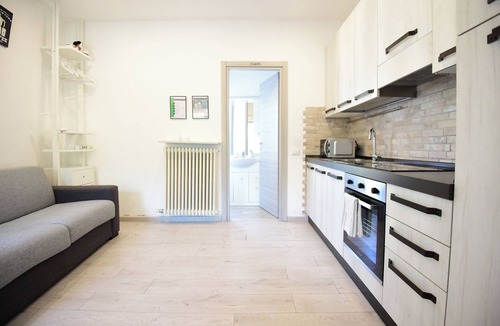 Mercallo Apartment | Six Lakes Hideaway/La Casa dei Laghi 1 Private Patio MPX 15'