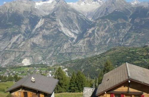 Eischoll Apartment | Ski & Snowsports in Winter, Alpine Walking in Summer, Beautiful Alpine Village