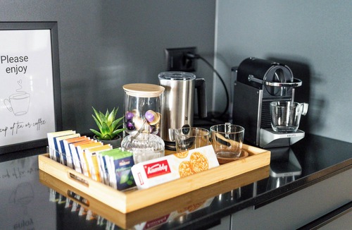 Kuessnacht Apartment | Soluna Stay | Lucerne | Mountains | Lake | Family-Friendly | Pilatus & Rigi View