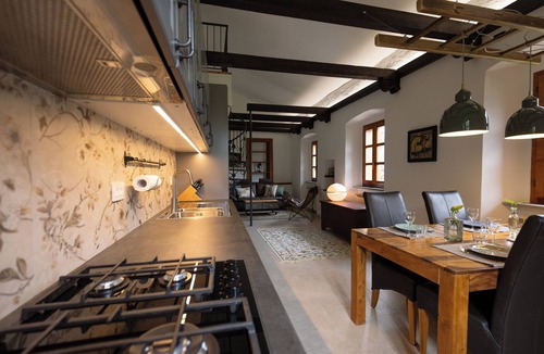 Prata Camportaccio Apartment | Spacious listed vacation apartment between Lake Como & Chiavenna