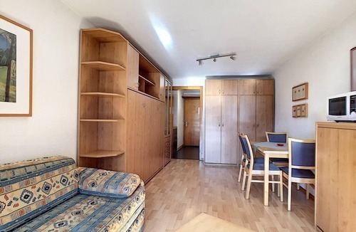 Verbier Apartment | Studio * - 6th floor - close to the centre, shops and bus stop - sunny balcony with very nice view