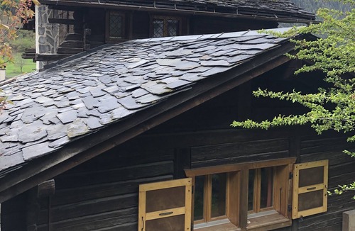 Versegeres Ski Chalet | Studio in beautiful Swiss Alps, 5 mins from lifts