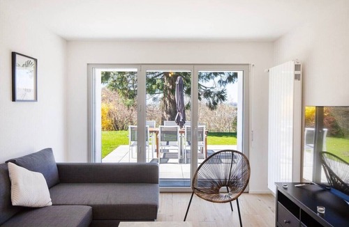 Gibloux Apartment | Stunning, bright apartment with a private garden