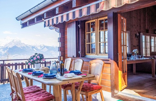 Nendaz House | Stunning private villa for 8 guests with WIFI, TV and terrace