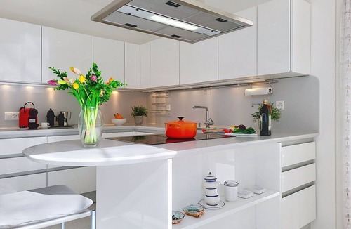 Aranno House | Stunning private villa for 6 people with WIFI, hot tub, TV, terrace and panoramic view