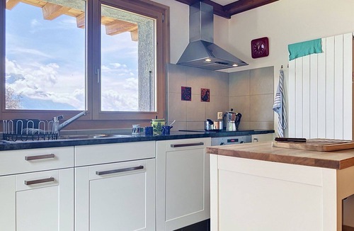 Chesieres House | Stunning private villa for 8 people with WIFI, TV, terrace and panoramic view