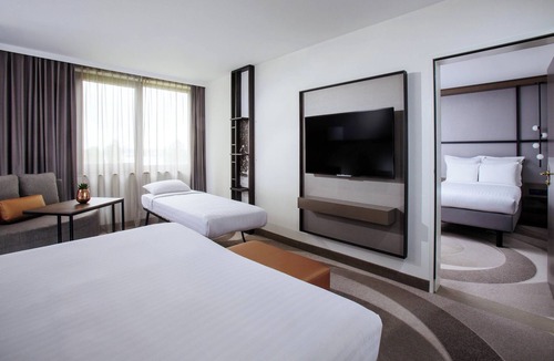 Sindelfingen Hotel | Stuttgart Marriott Hotel Sindelfingen