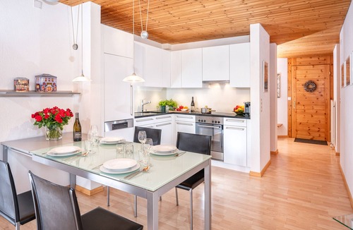 Lenzerheide Apartment | Stylish apartment with hotel spa