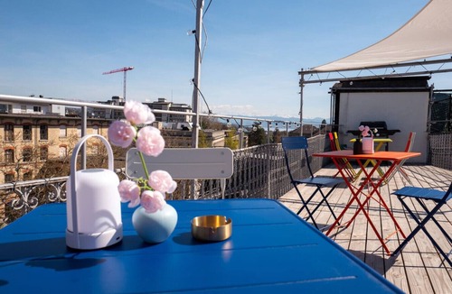 Oberstrass Apartment | Stylish retro 2-BR near ETH · Kreis 6
