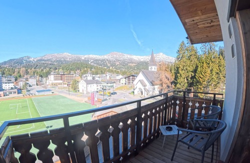 Lenzerheide Apartment | Stylish Studio with Mountain Views Lenzerheide