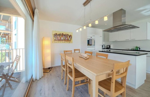 Arosa Apartment | Sunnaschy Heidi by Arosa Vacations Appartement/Fewo, Dusche und Badewanne, 2 Sch by Interhome