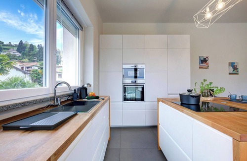 Meina Apartment | Suono del Lago, AC 50 mt from Lake and View Terrace, Meina, Italy