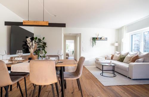 Glattbrugg Apartment | SwissVida Business Apartments Zurich Airport, Free Parking & Workspace