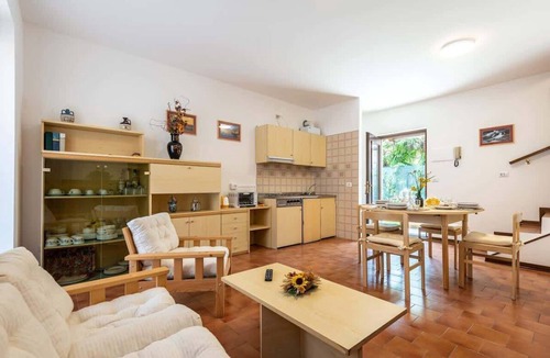 Consiglio di Rumo Apartment | Terraced house on the lakeside - Larihome A04