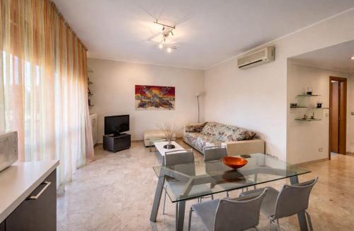 Segnano Apartment | Testi 50 Milano - M5 Ca'Granda