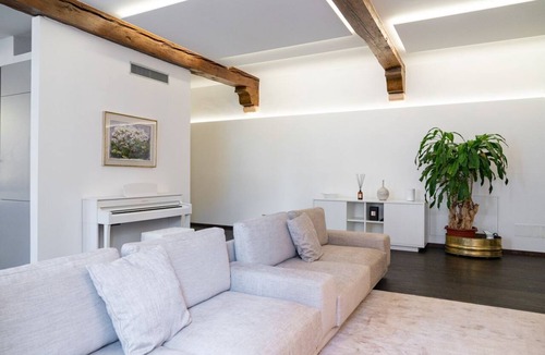 Citta Antica Apartment | The Majestic Mazzini Residence with 3 bedrooms and 3 bathrooms