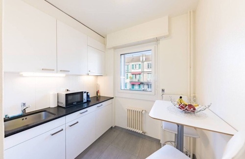 Lausanne Apartment | The Stylish Minimalist Lakefront