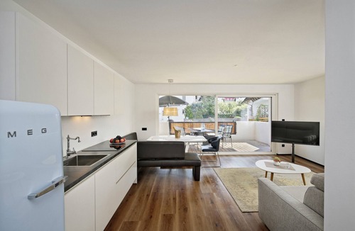 Tesimo Apartment | This house is centrally located and yet very quiet.