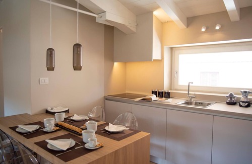 Peschiera del Garda City Centre Apartment | Time to Be - CANAPA Luxury Apartments