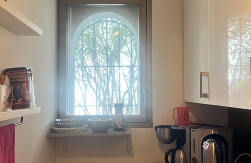 Brissago Apartment | Top location in Brissago 2 room apartment with private beach access. Dogs allowed