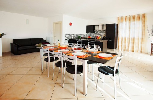 Tremezzo Apartment | Tremezzo Residence apartment no 6 with pool and spa by Italian Apartments.