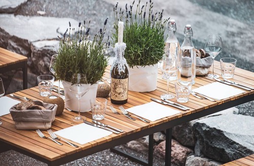 Mitloedi Apartment | Tremondi Boutique BNB & Restaurant, (Quinten), by Interhome