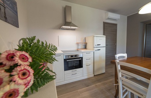 Cavaion Veronese Apartment | Uliveto Apartment: A Charming Retreat Among Olive Groves, Vineyards, and Countryside Relaxation
