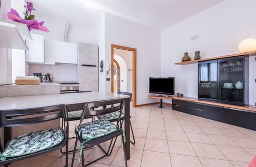 Canale di Tenno Apartment | Vacation Apartment "Ania Vista Castello" with Mountain View & Terrace