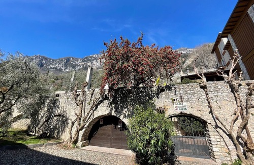 Gargnano Apartment | Vacation Apartment "Montelago" with Wi-Fi, Balcony & Pool