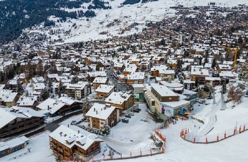 Verbier Apartment | Verbier valley Views upon the Alps, with parking!