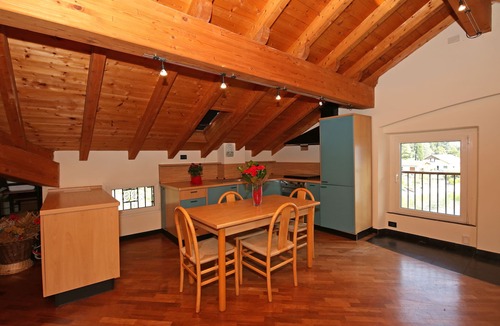 Vassena Villa | Villa Magnolia - lakeside with private access to the lake