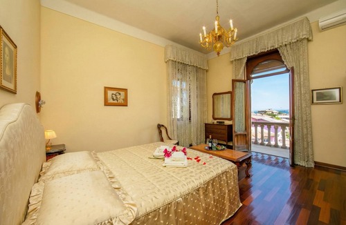 Desenzano del Garda Villa | Villa Barbara, Desenzano Del Garda, Italy