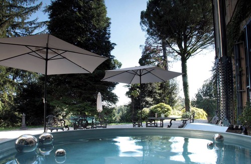 Canova Apartment | Villa Lucini 1886 "Garden Apt.", close to Lake Como & Milan