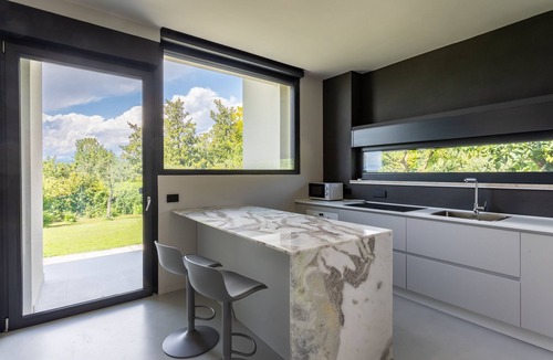 Montioni Villa | Villa Roccolo luxury retreat overlooking the Garda Lake