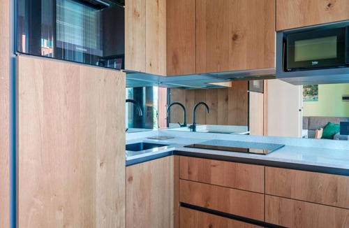 Sirmione Apartment | Violet's Nest - lake front