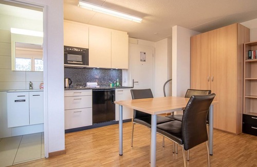 Arosa Apartment | Waldhof 4 by Arosa Holiday Appartement/Fewo, Dusche, WC, 2-Bettwohnung Waldhof 4 by Interhome