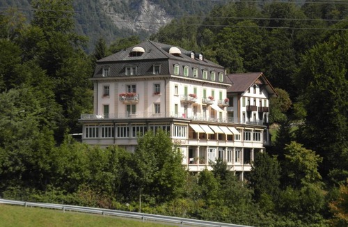 Matten bei Interlaken Hotel | Waldhotel Unspunnen