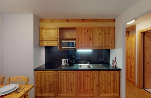 Nendaz Apartment | Welcoming apartment with balcony
