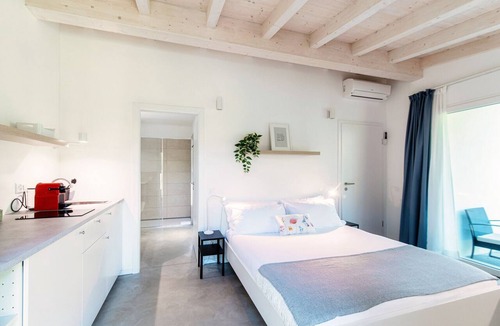 Origlio Apartment | Well-furnished studio apartment with small garden (Le Betulle Studio 4)