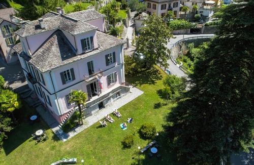 Isorno Hostel | Wild Valley Hostel - Villa Edera
