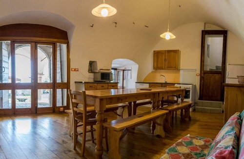 Zorzino Apartment | Wohnung in Riva Di Solto mit Kleinem Garten by Interhome