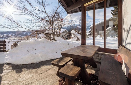 Flims House | Wonderful private villa for 10 guests with WIFI, TV, patio, pets allowed and panoramic view