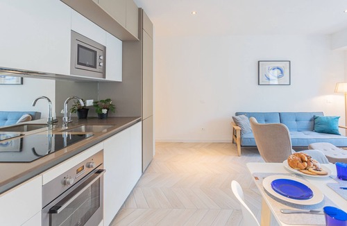 Carate Urio Apartment | Your Private Harbour near Clooney by Rent All .