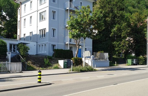 Albisrieden Apartment | ZH Banana III - HITrental Wiedikon Apartments